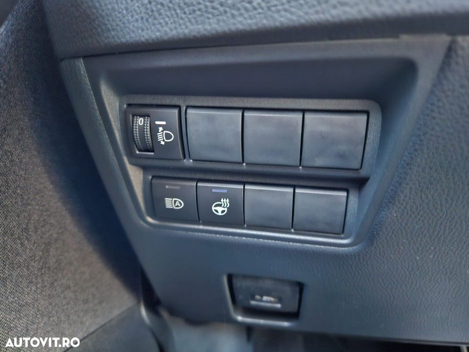 Mazda 2 - 15