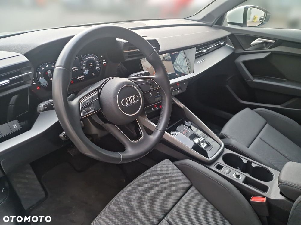 Audi A3 Limousine 30 TFSI mHEV S tronic - 9