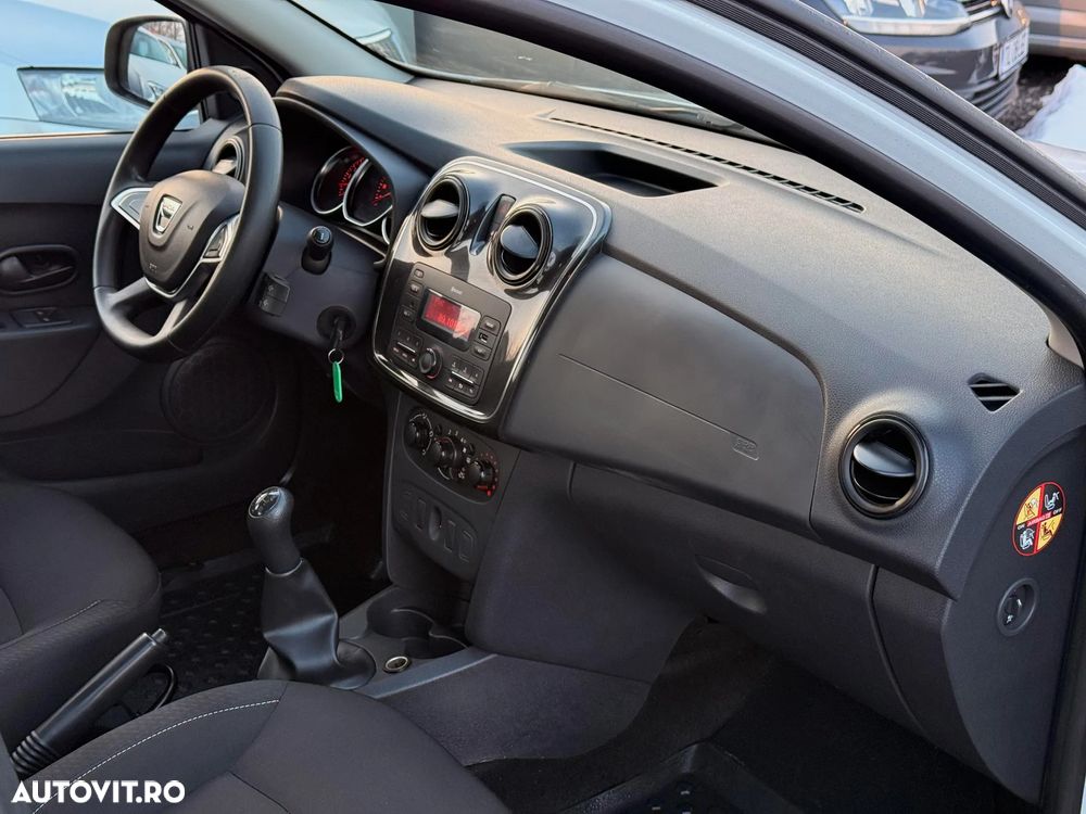 Dacia Logan 0.9 TCe Ambiance - 11