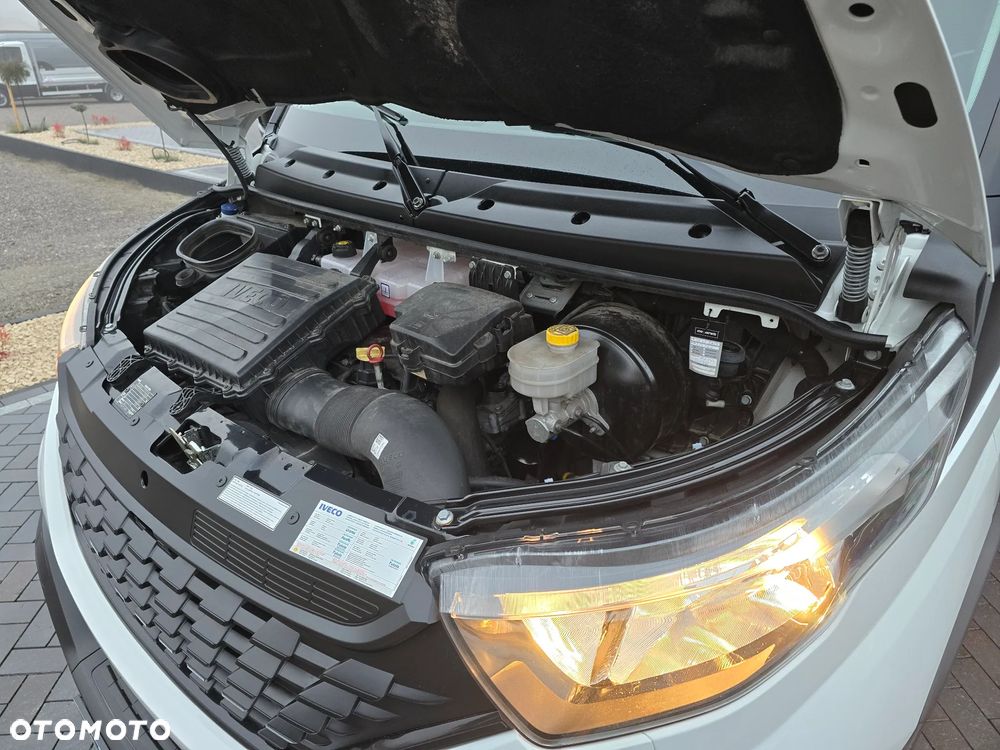 Iveco DAILY DAILY 50C16 KONTENER IZOTERMICZNY 10PALET 4,91cmDługi  2,11cmSzeroki  2,31cmWysoki  SALON PL 106 Tyś km STAN JAK NOWY NA GWARANCJI TEMPOMAT FOTEL PNEŁMATYCZNY KLIMATYZACJA AUTOMATYCZNA - 37