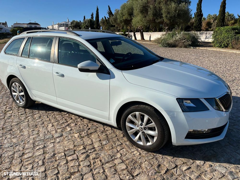 Skoda Octavia Break - 1