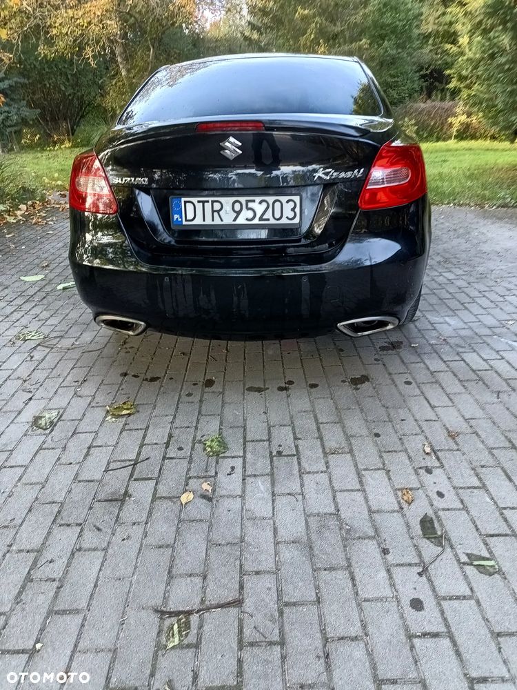 Suzuki Kizashi 2011 photo 4