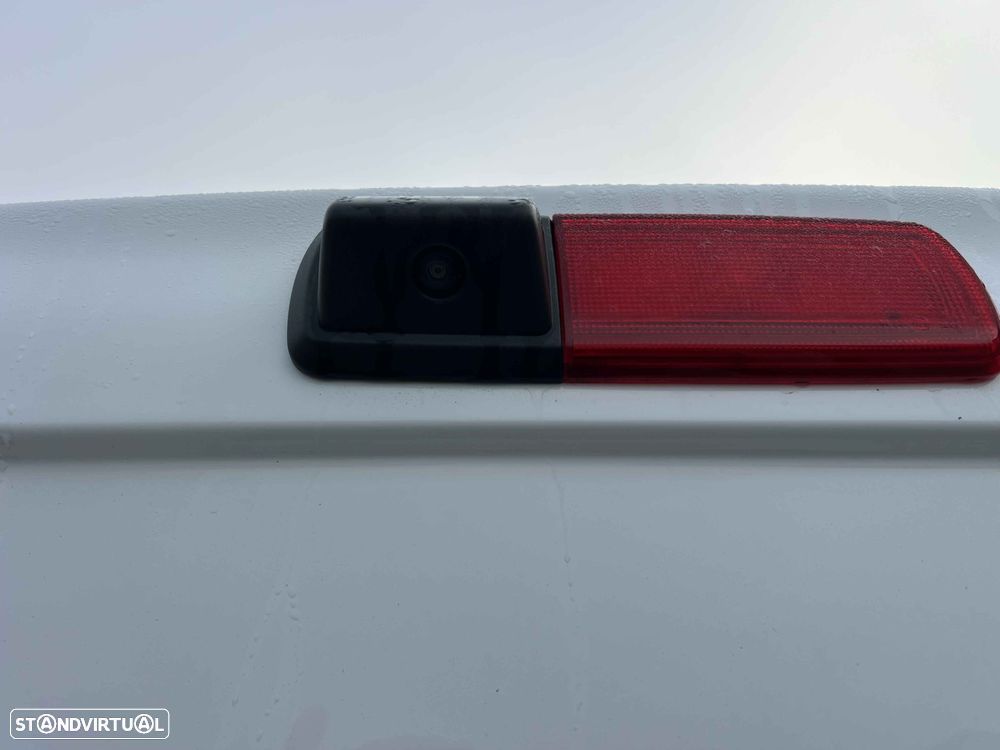 Renault Trafic L2H1 2.0 dci Auto grand confort - 9