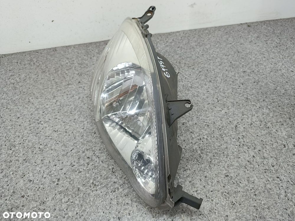 LAMPA PRZÓD PRAWA TOYOTA YARIS I FL 20-A353 TYC - 6