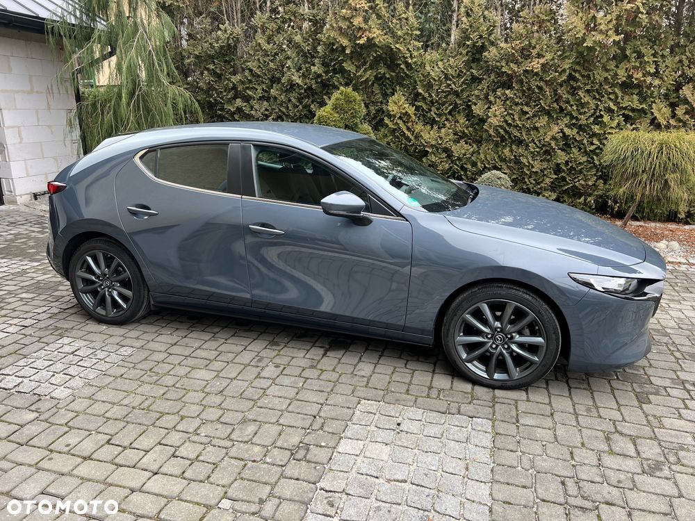 Mazda 3 e-SKYACTIV-G 2.0 M HYBRID - 4
