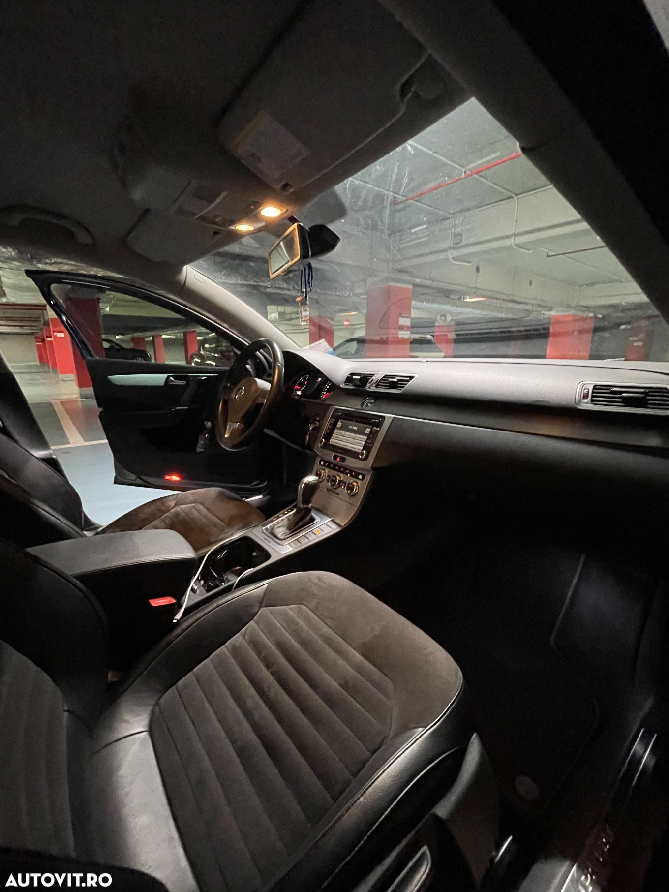 Volkswagen Passat - 11