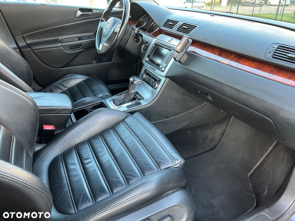 Volkswagen Passat Variant 1.4 TSI ACT (BMT) DSG Highline - 8