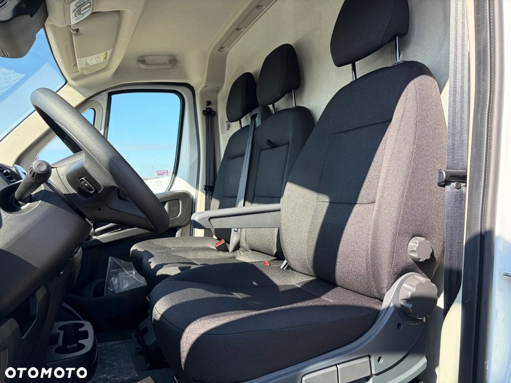 Opel Movano Furgon L4H3 - 9