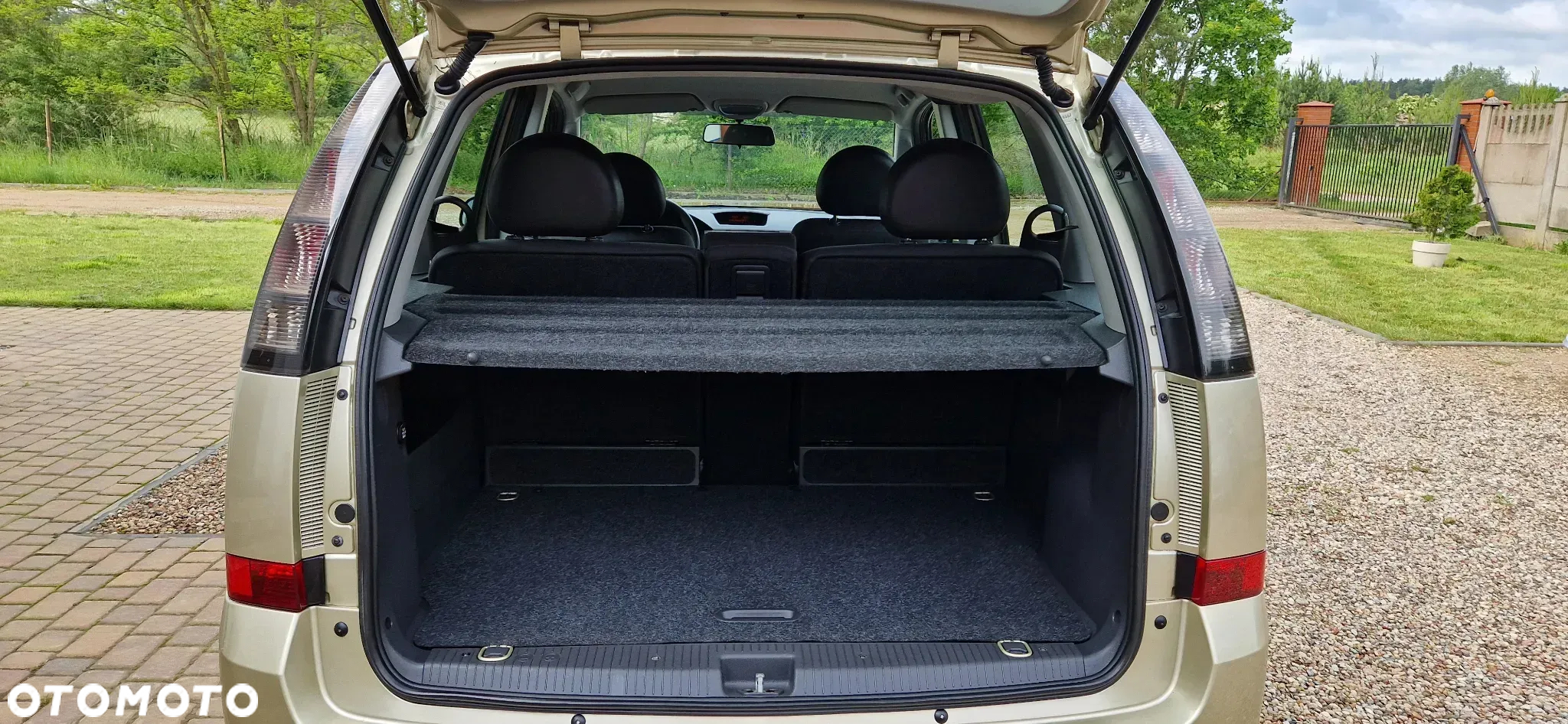 Opel Meriva 1.6 16V - 37