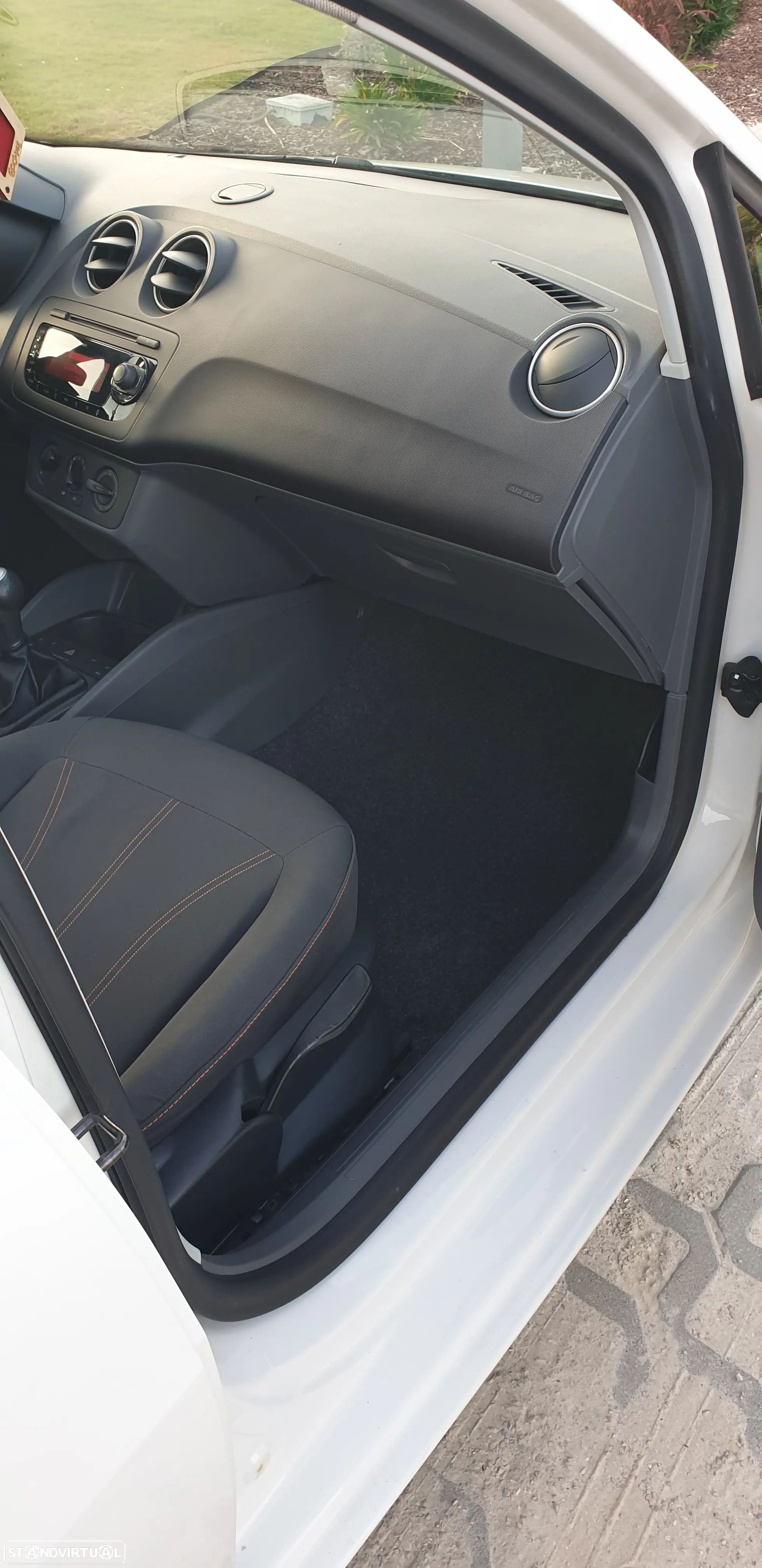 SEAT Ibiza ST - 14