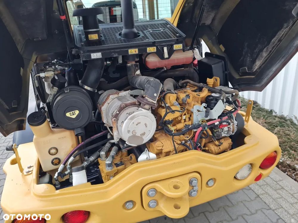 Caterpillar 906M STAN IDEALNY 2016ROK - 21