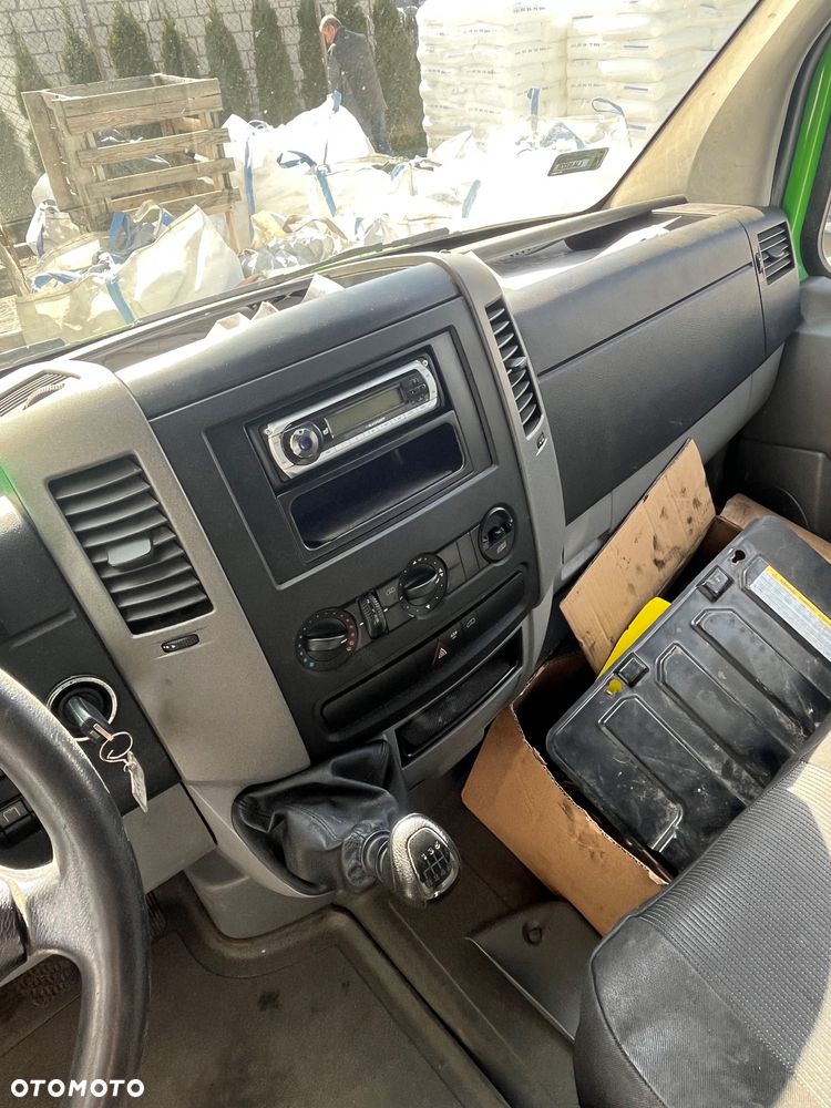 Mercedes-Benz Sprinter - 5