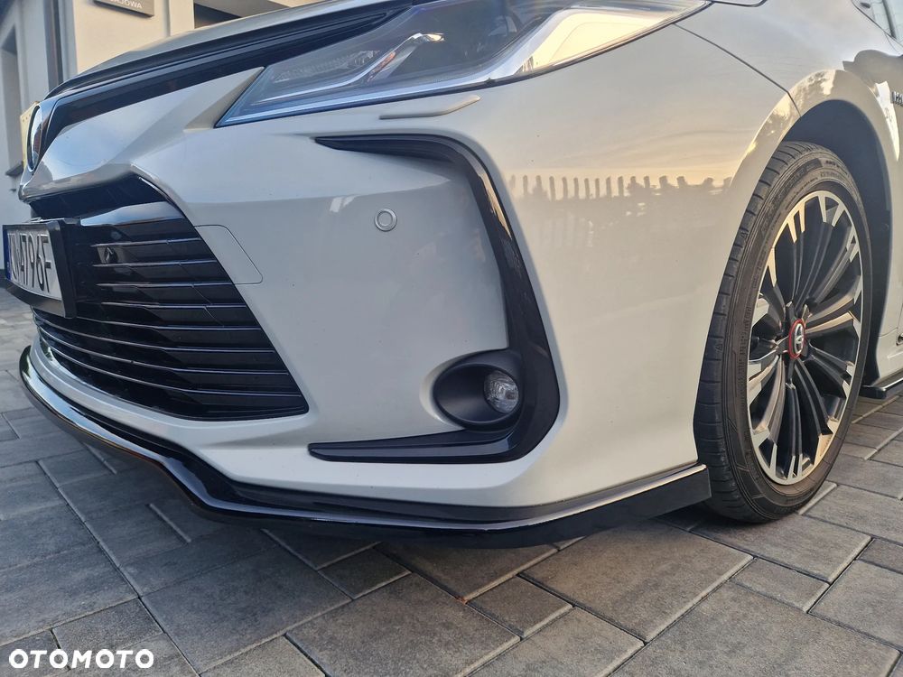 Toyota Corolla - 18