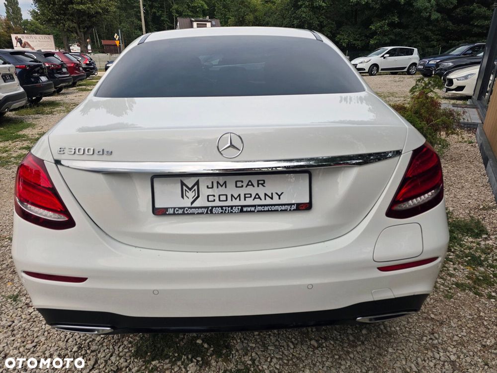 Mercedes-Benz Klasa E - 11