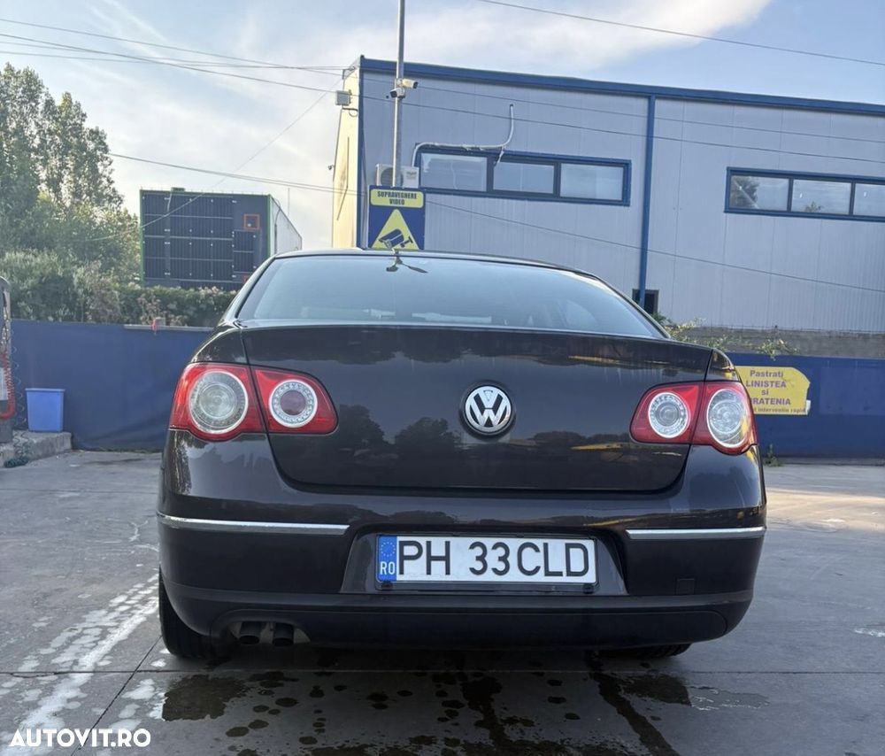Volkswagen Passat - 3