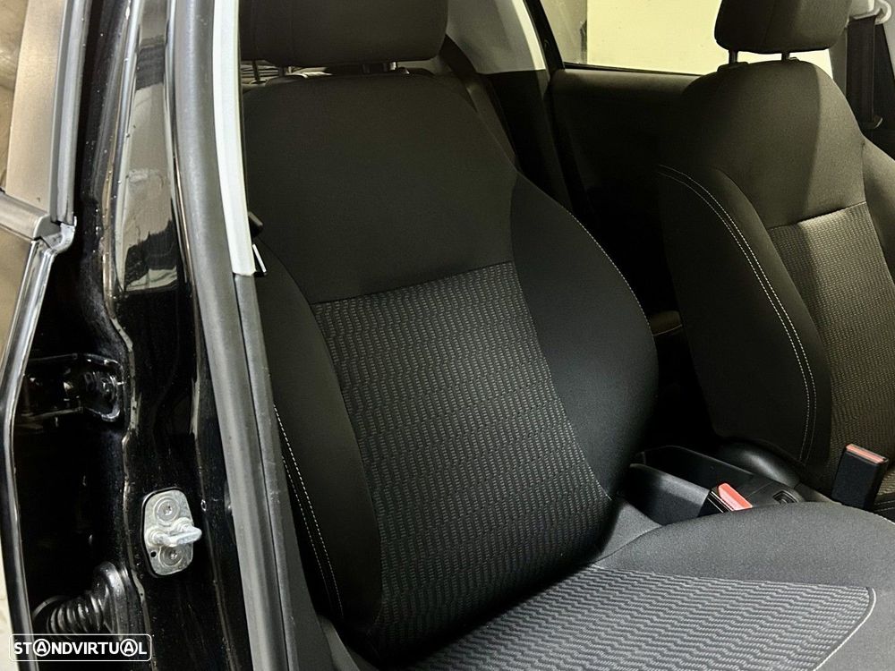 Peugeot 208 1.2 PureTech Style - 32