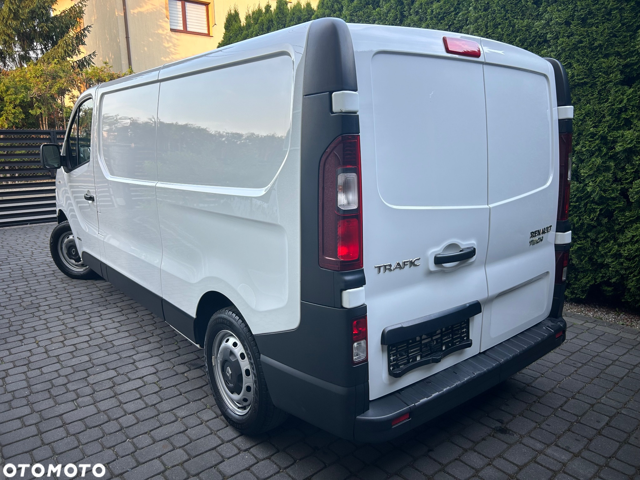 Renault Trafic - 4