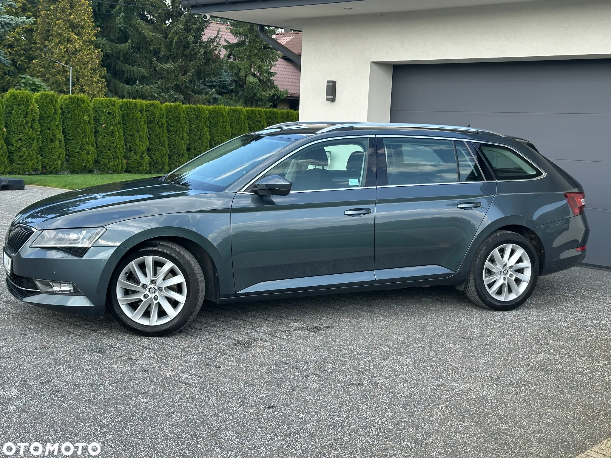 Skoda Superb 2.0 TDI SCR Style DSG - 6