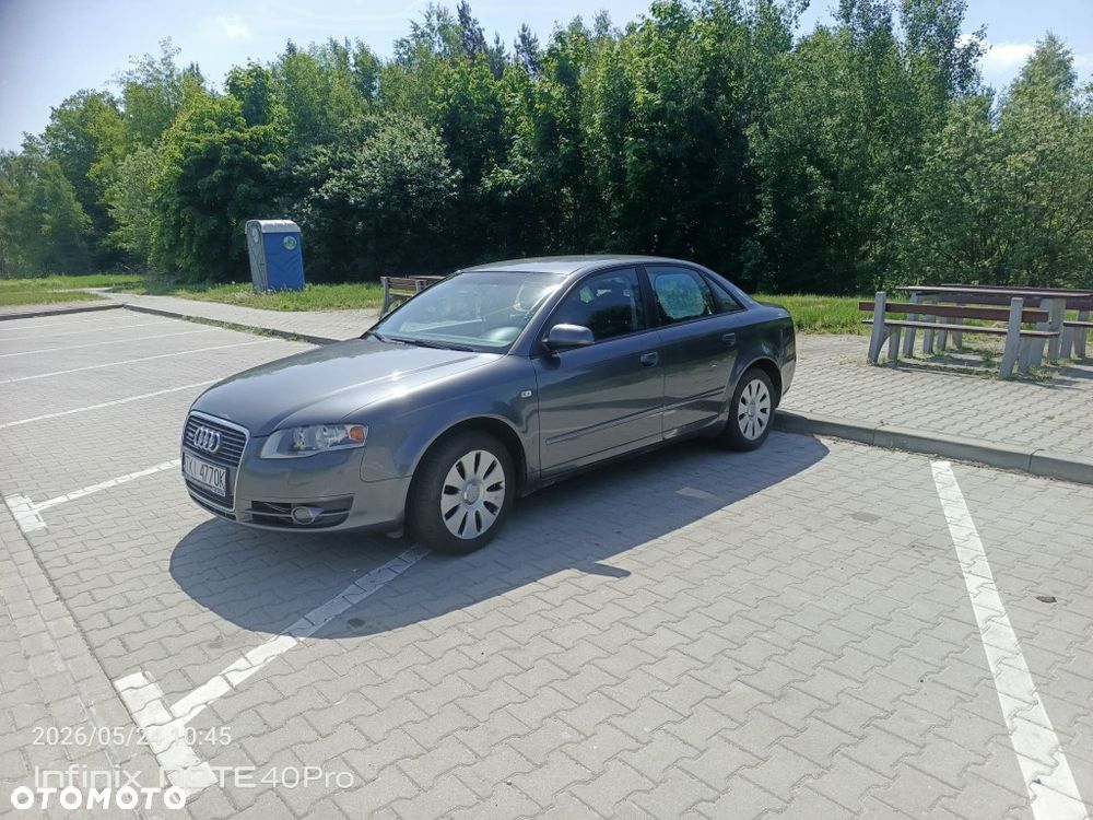 Audi A4 Limousine - 1