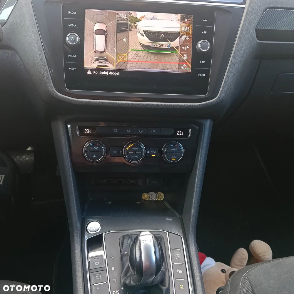 Volkswagen Tiguan - 16