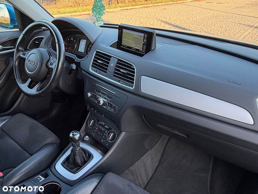 Audi Q3 2.0 TDI Design - 9