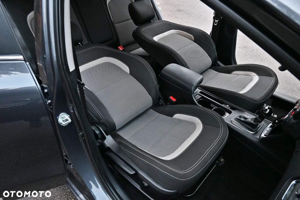 Kia Ceed 1.6 GDI DCT Spirit - 34