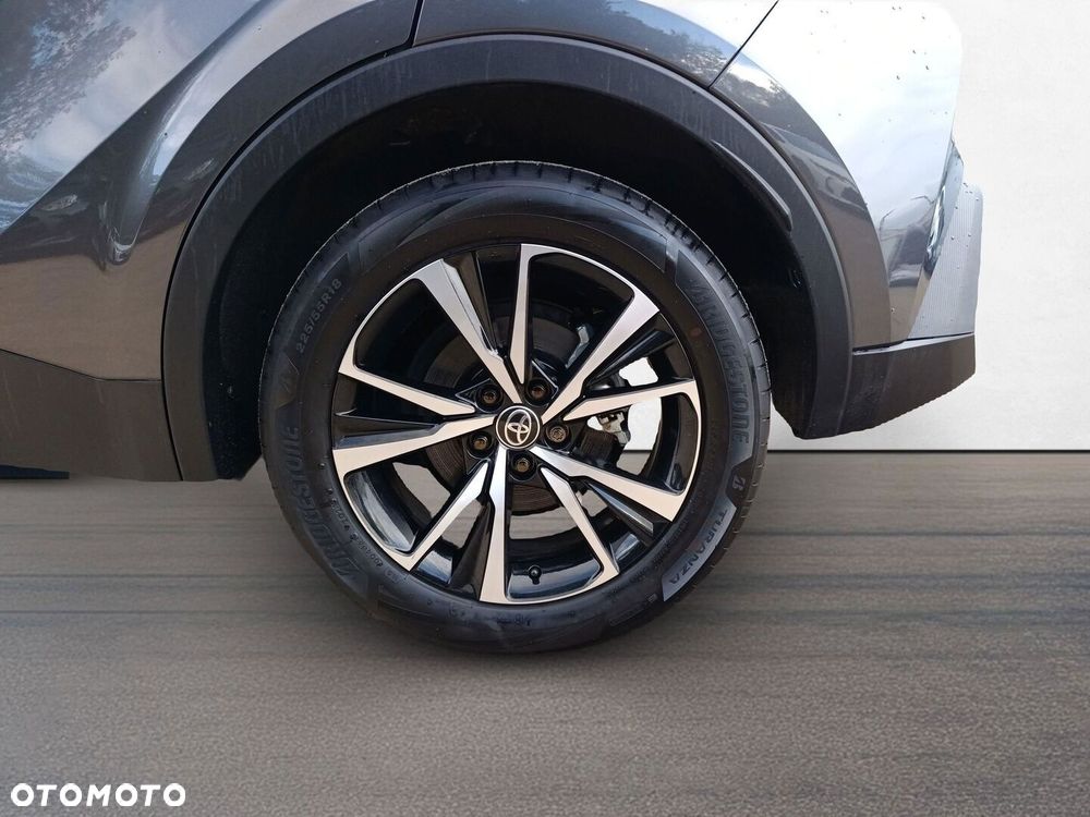 Toyota C-HR 2024