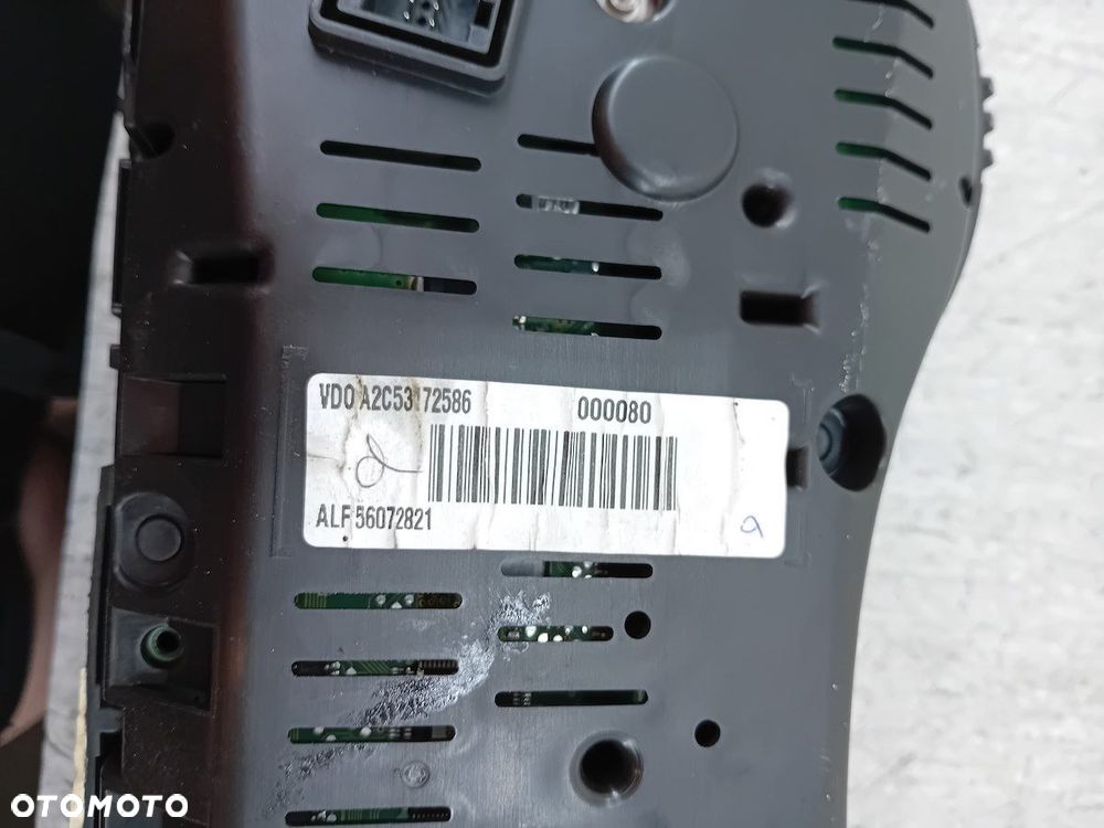 LICZNIK ALFA ROMEO 159 56072821 1.9 JTDM - 7