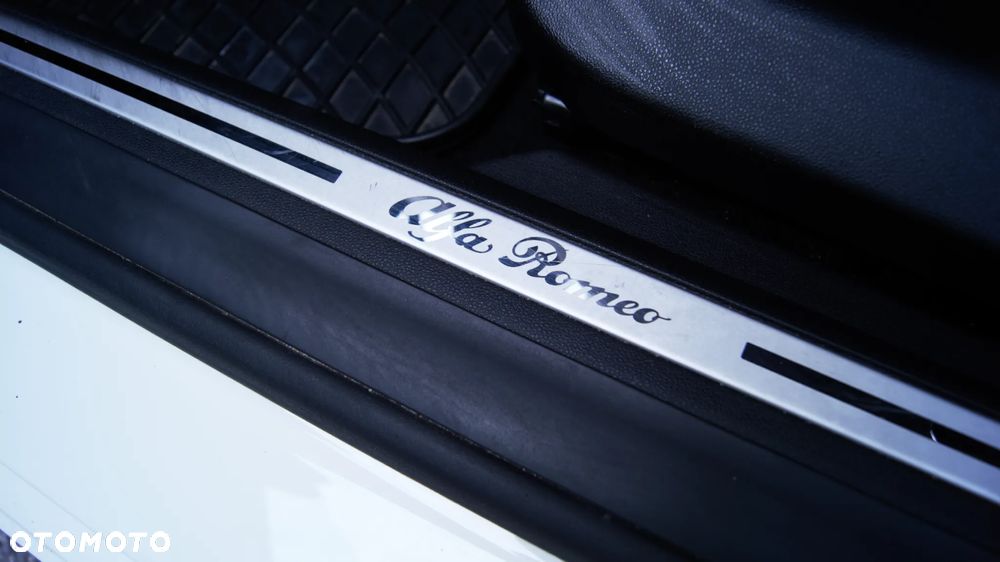 Alfa Romeo Mito 0.9 TwinAir Distinctive EU6 - 14