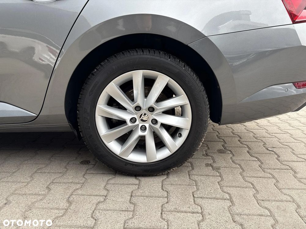 Skoda Superb 1.5 TSI Style DSG - 20