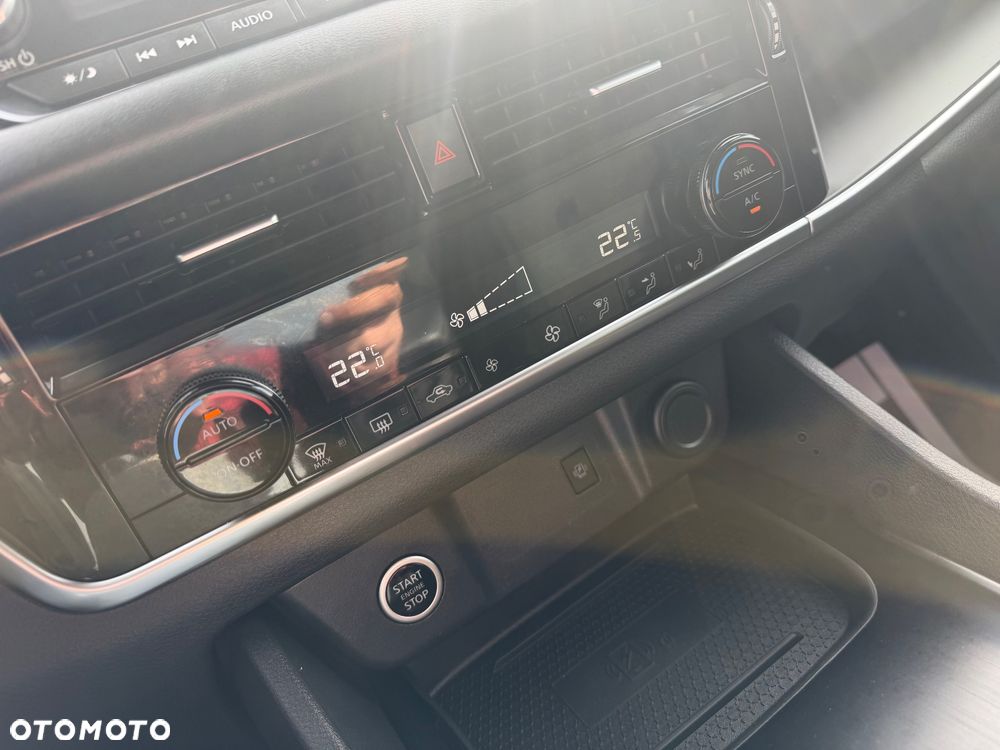 Nissan Qashqai 1.3 DIG-T Tekna DCT - 27