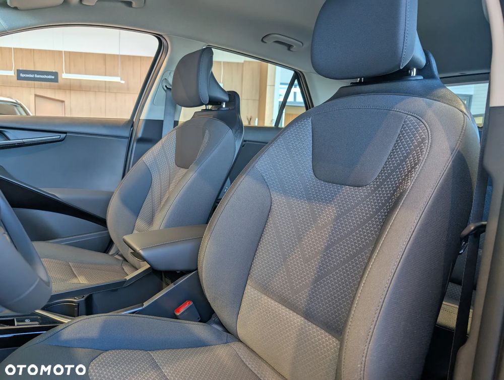 Kia Niro 1.6 GDI Hybrid M - 8