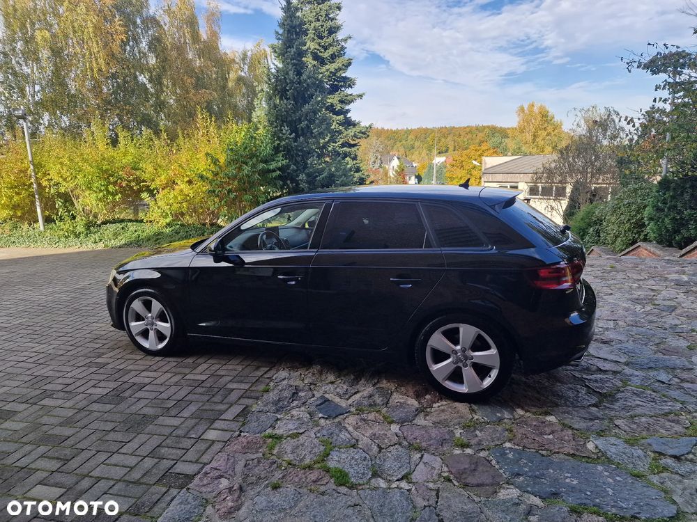 Audi A3 Sportback 2.0 TDI Attraction - 9