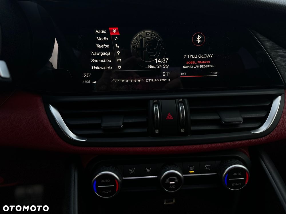 Alfa Romeo Giulia 2.0 Turbo 16V AT8 Veloce - 21