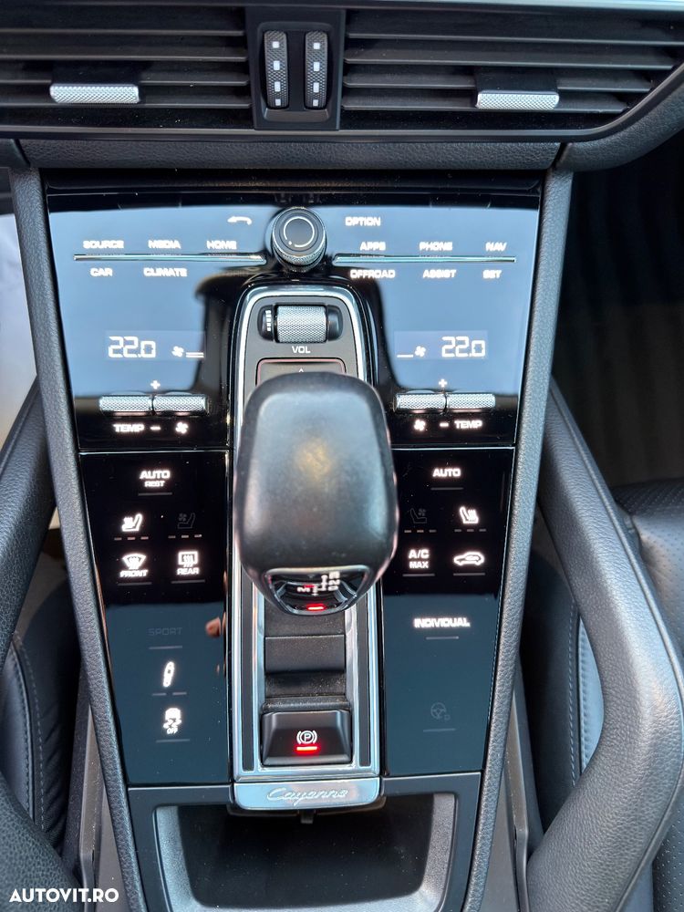 Porsche Cayenne Coupe S E-Hybrid Tiptronic S - 24