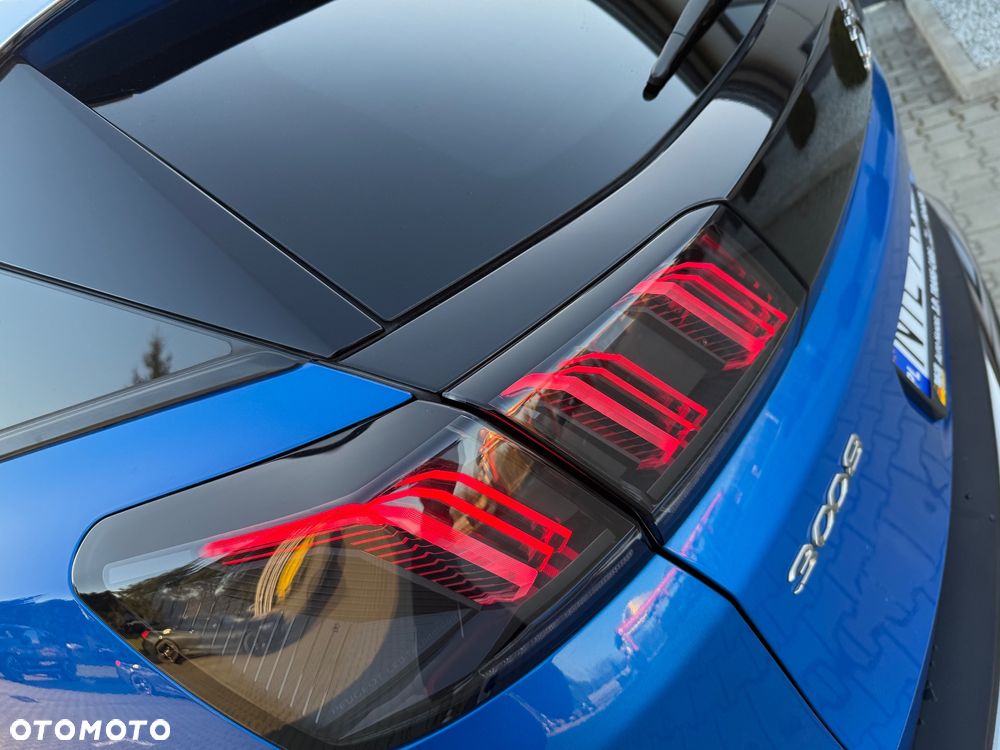 Peugeot 3008 1.2 PureTech Allure S&S EAT8 - 37
