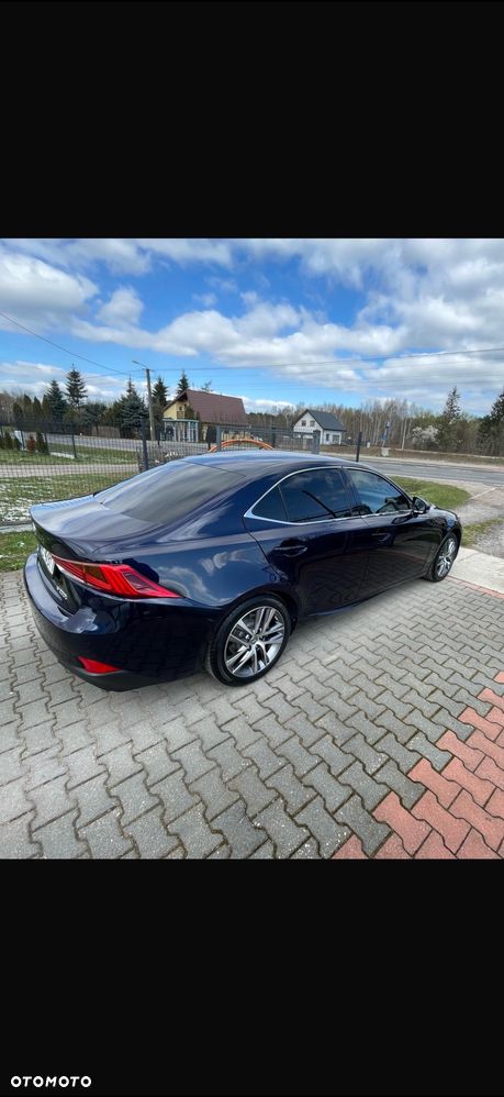 Lexus IS 200t Comfort - 2