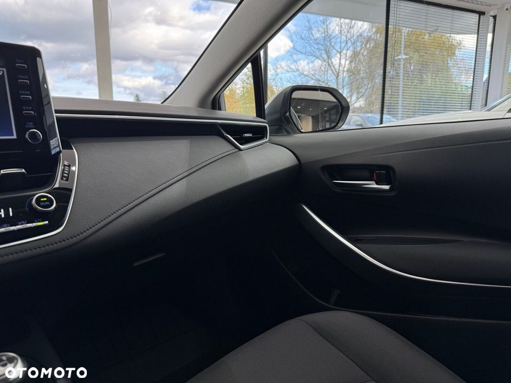 Toyota Corolla 1.5 Comfort - 26