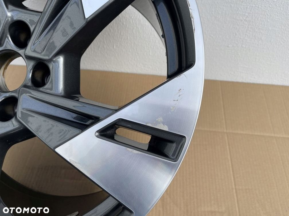 FELGA AUDI Q7 Q8 E-TRON 9J 20 ET38 4KE601025T - 2