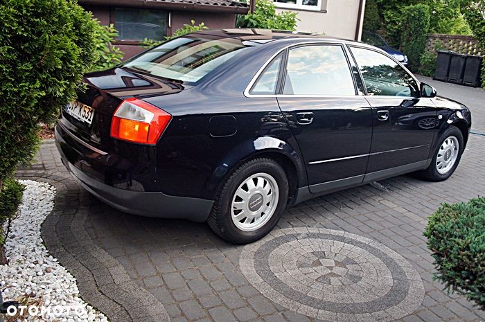 Audi A4 Limousine - 15