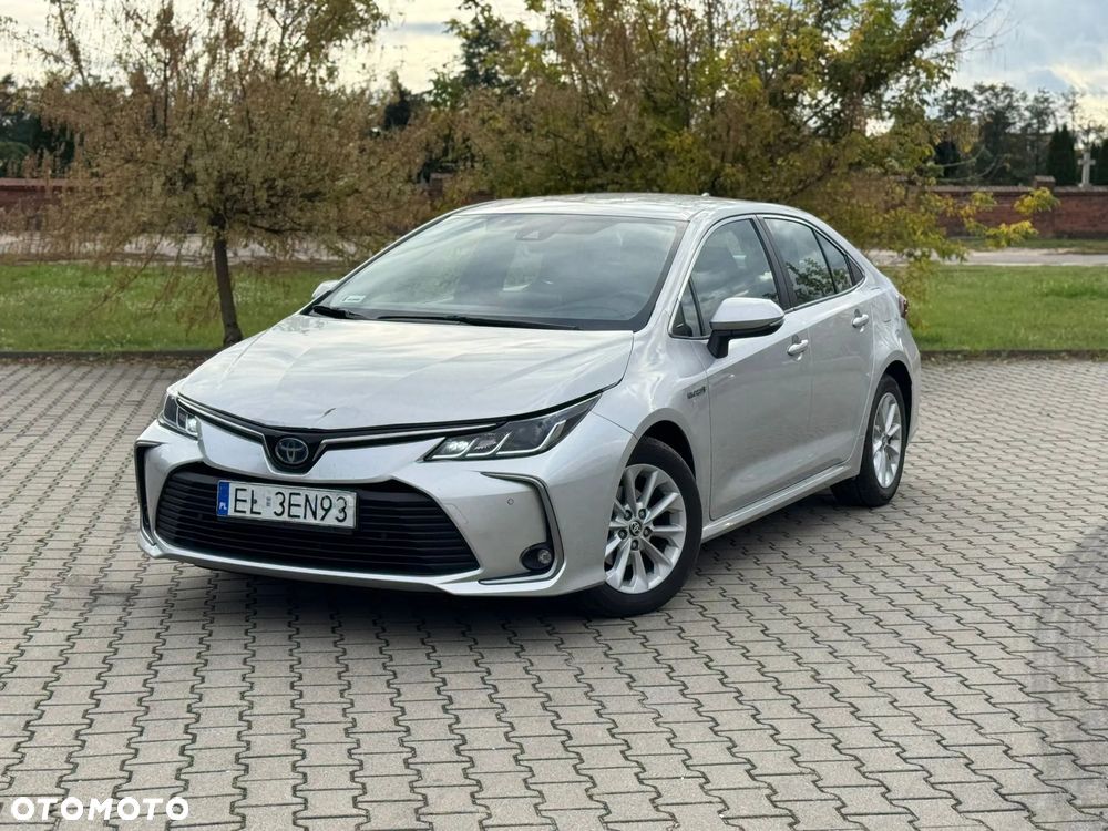 Toyota Corolla 1.8 Hybrid Comfort - 36