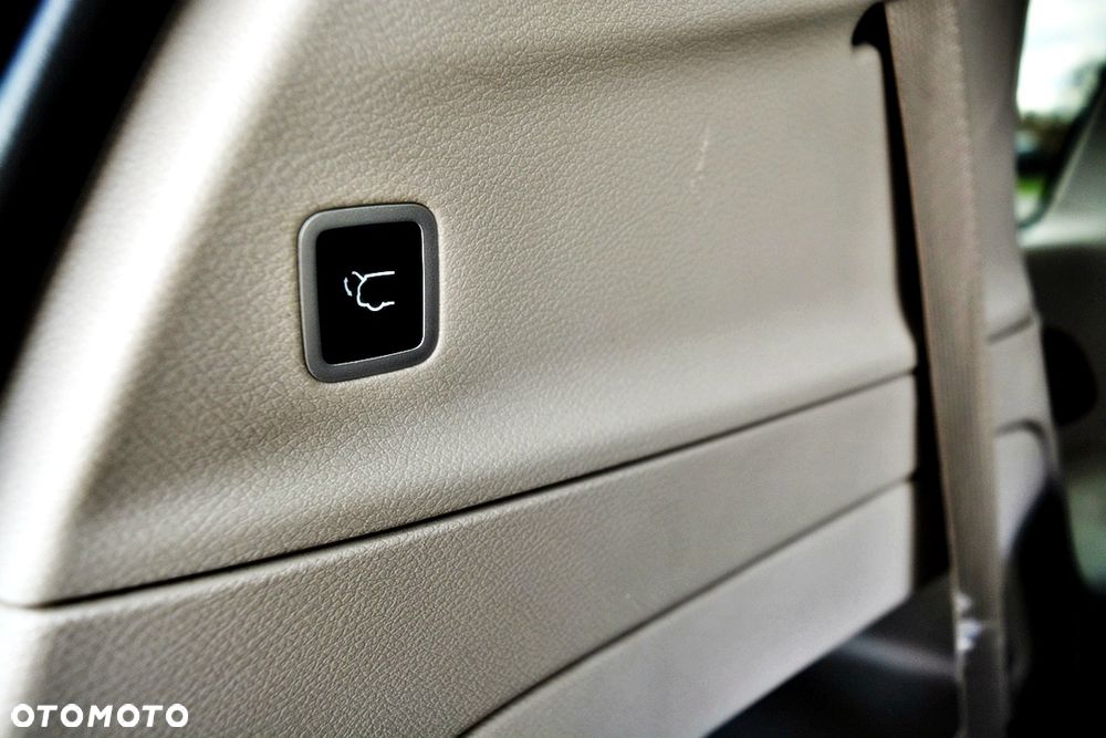 Chrysler Pacifica - 22