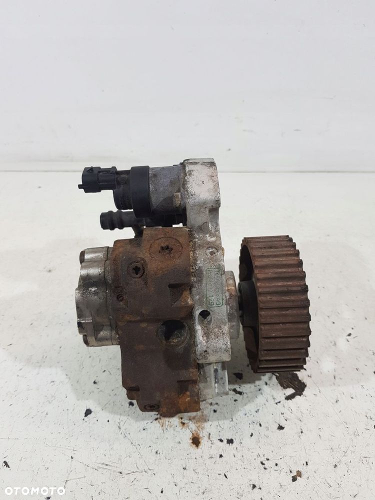 pompa wtryskowa h8200256255 renault scenic ii megane 1.9 dci - 6
