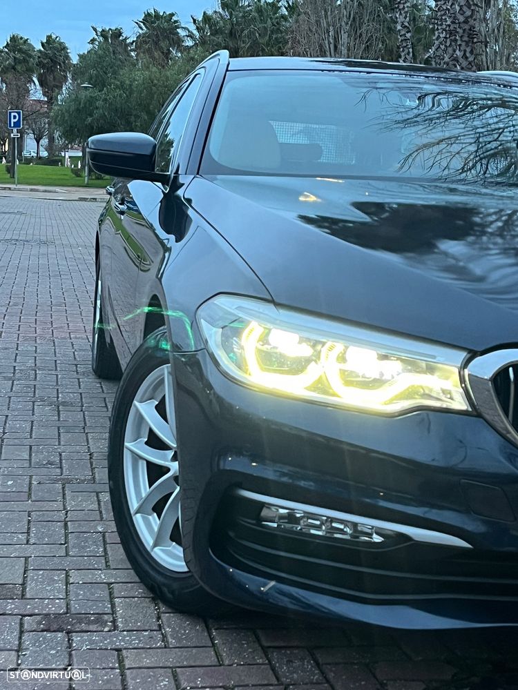 BMW 520 d Line Luxury Auto - 2