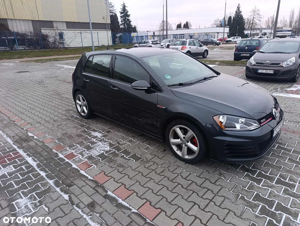 Volkswagen Golf 2.0 TSI BMT GTI - 27