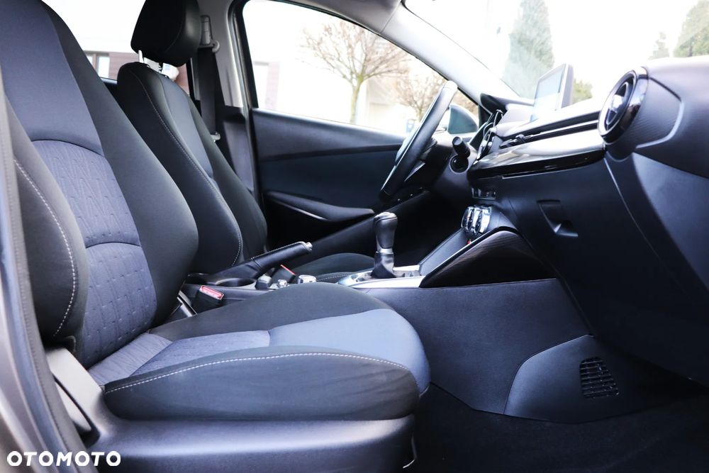 Mazda 2 SKYACTIV-G 90 Nakama - 25