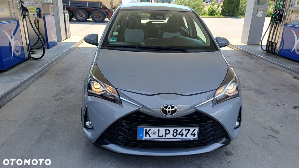 Toyota Yaris 1.5 Premium - 3