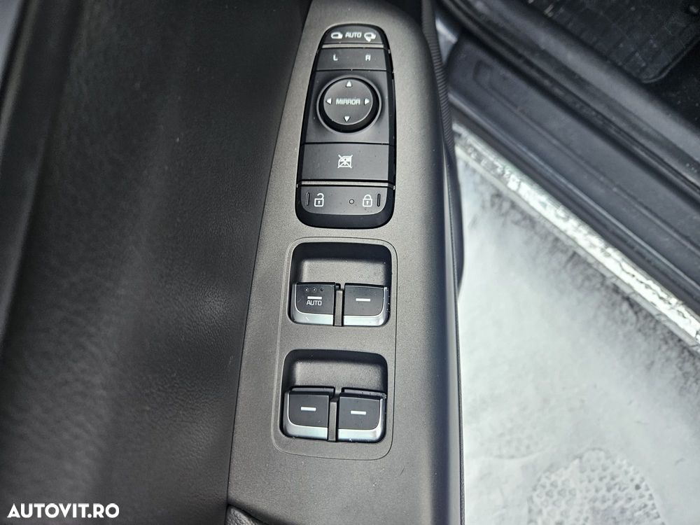 Kia Sportage 1.6 T-GDI 6MT 4x2 Classic - 12