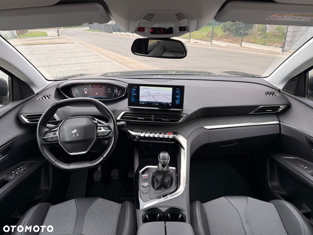 Peugeot 3008 1.5 BlueHDi Allure S&S - 24