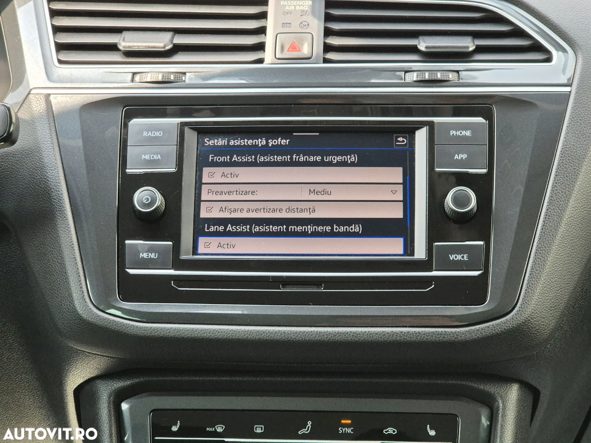 Volkswagen Tiguan - 26